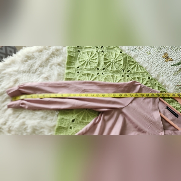 Dusty Rose Tunic Blouse - Picture 6 of 7